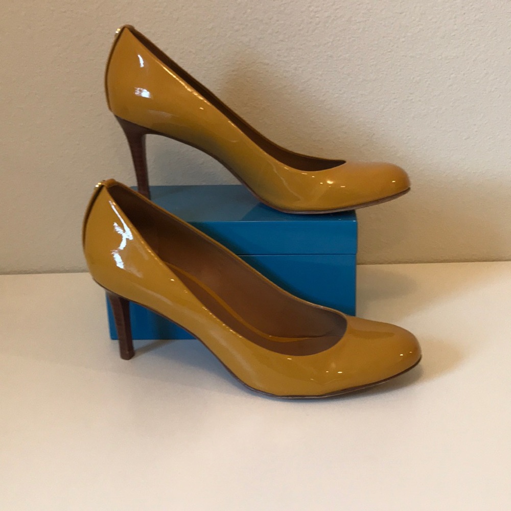 Tory Burch heels